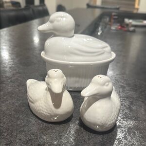 White Ceramic Duck Set